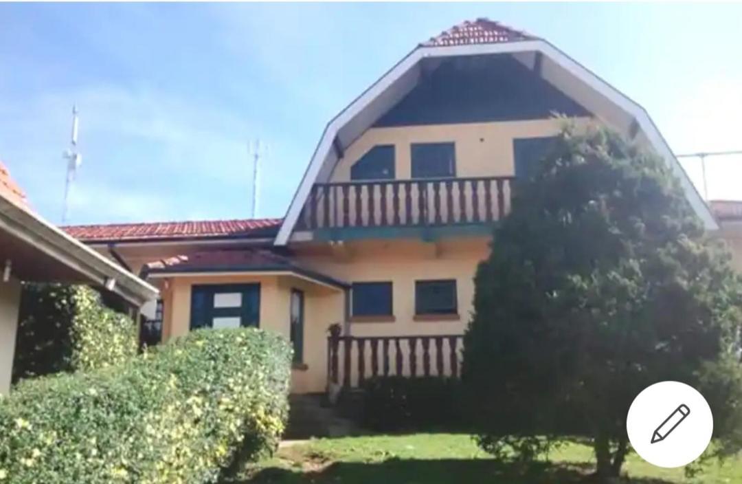 Suites Da Val Campos do Jordão エクステリア 写真